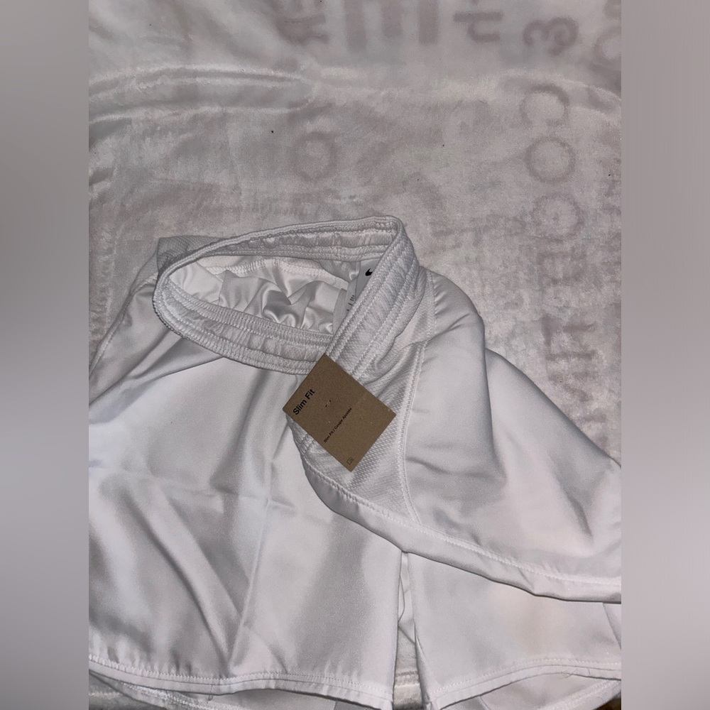 Nike Dri Fit Slim Fit Womens S - NWT
